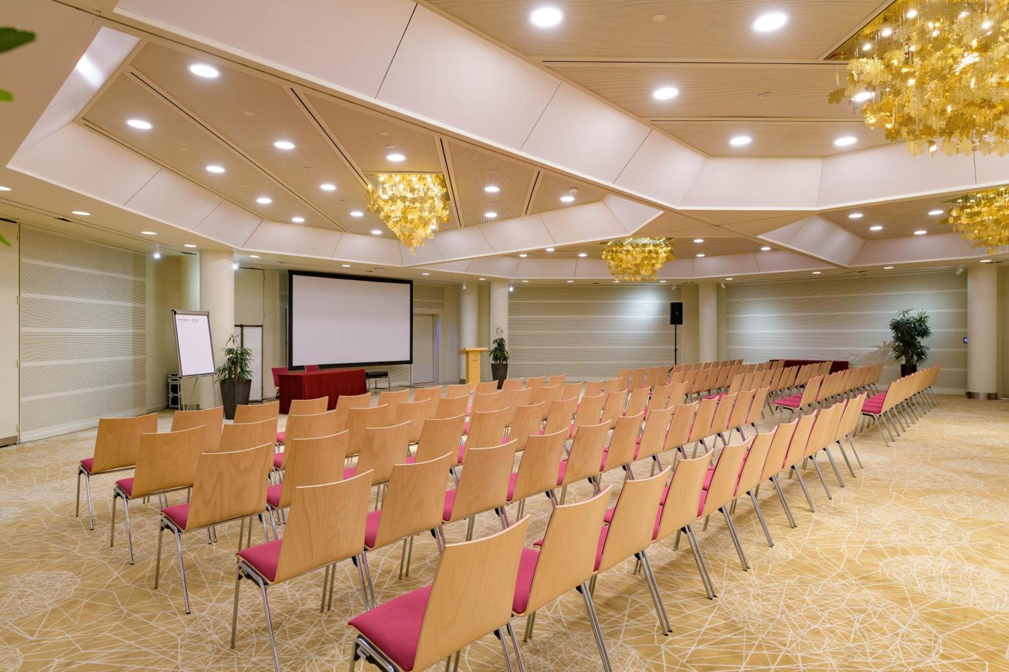 Moevenpick Hotel Losanna Esterno foto