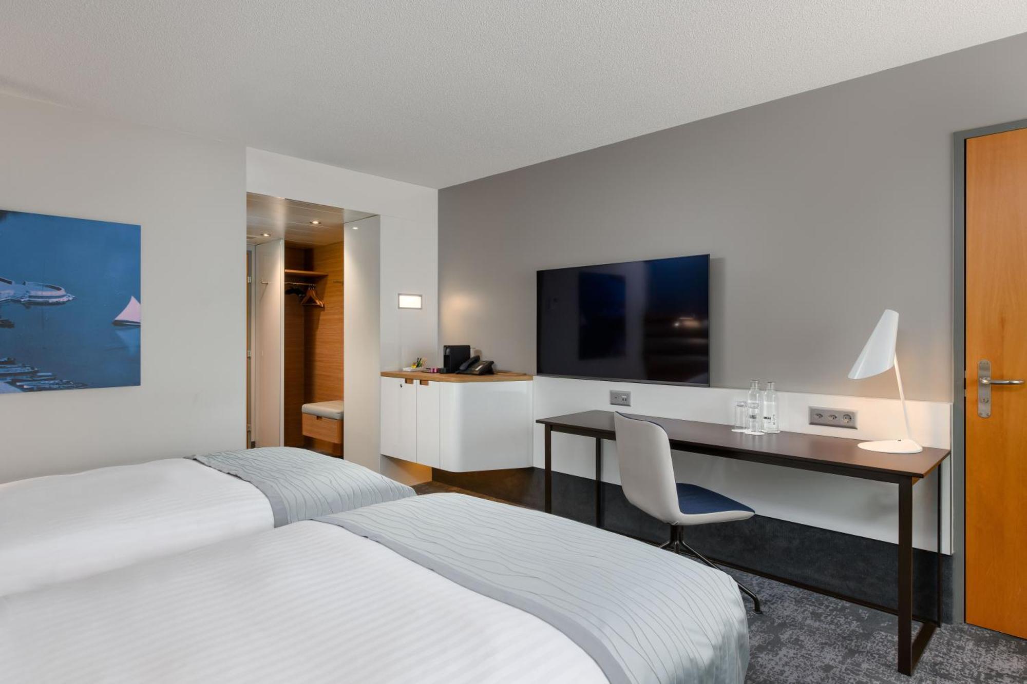 Moevenpick Hotel Losanna Esterno foto
