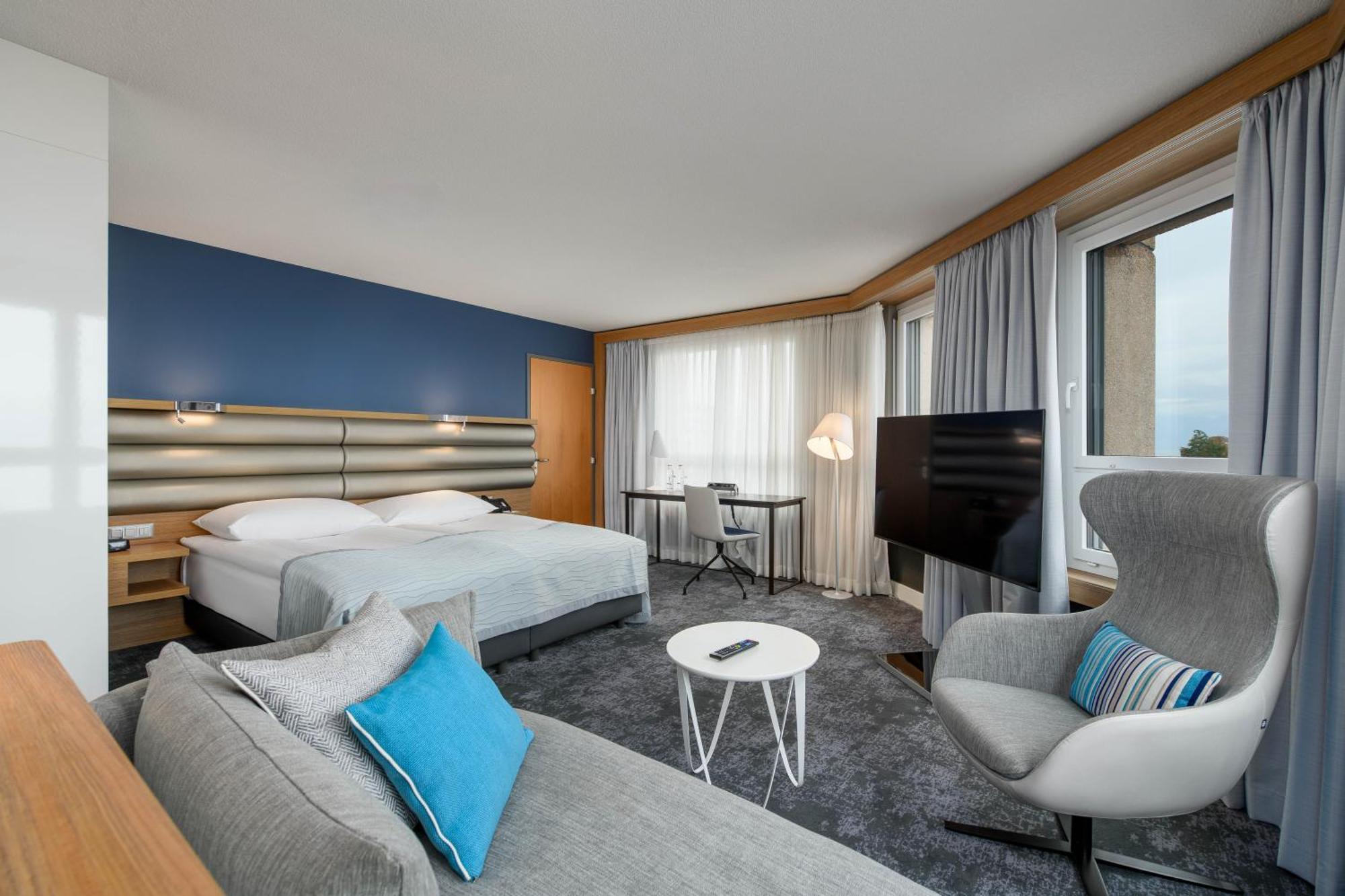 Moevenpick Hotel Losanna Esterno foto