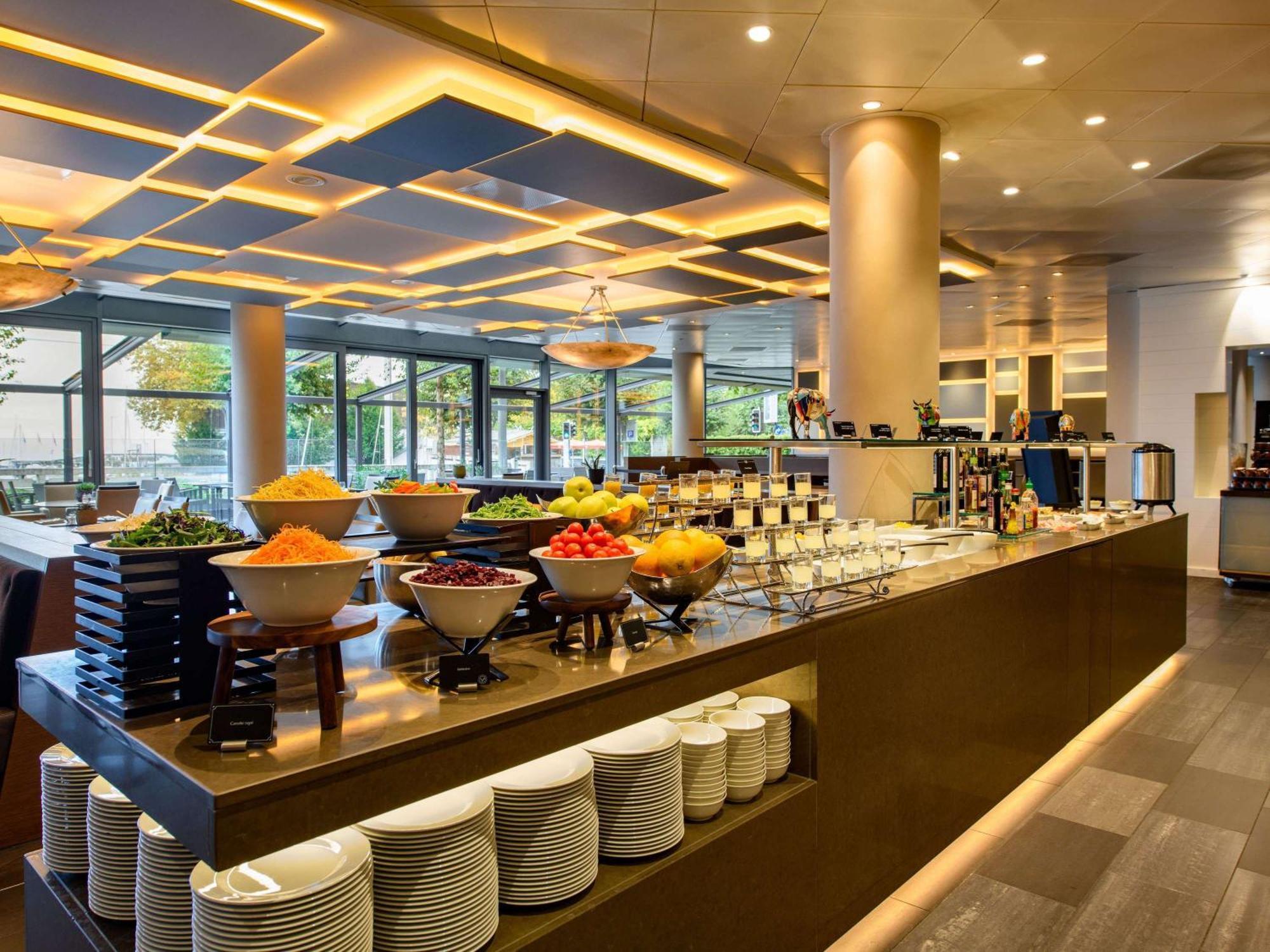 Moevenpick Hotel Losanna Esterno foto